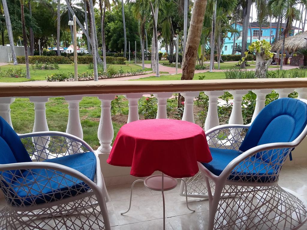 Hotel Cortecito Inn Bavaro Punta Cana Exterior photo