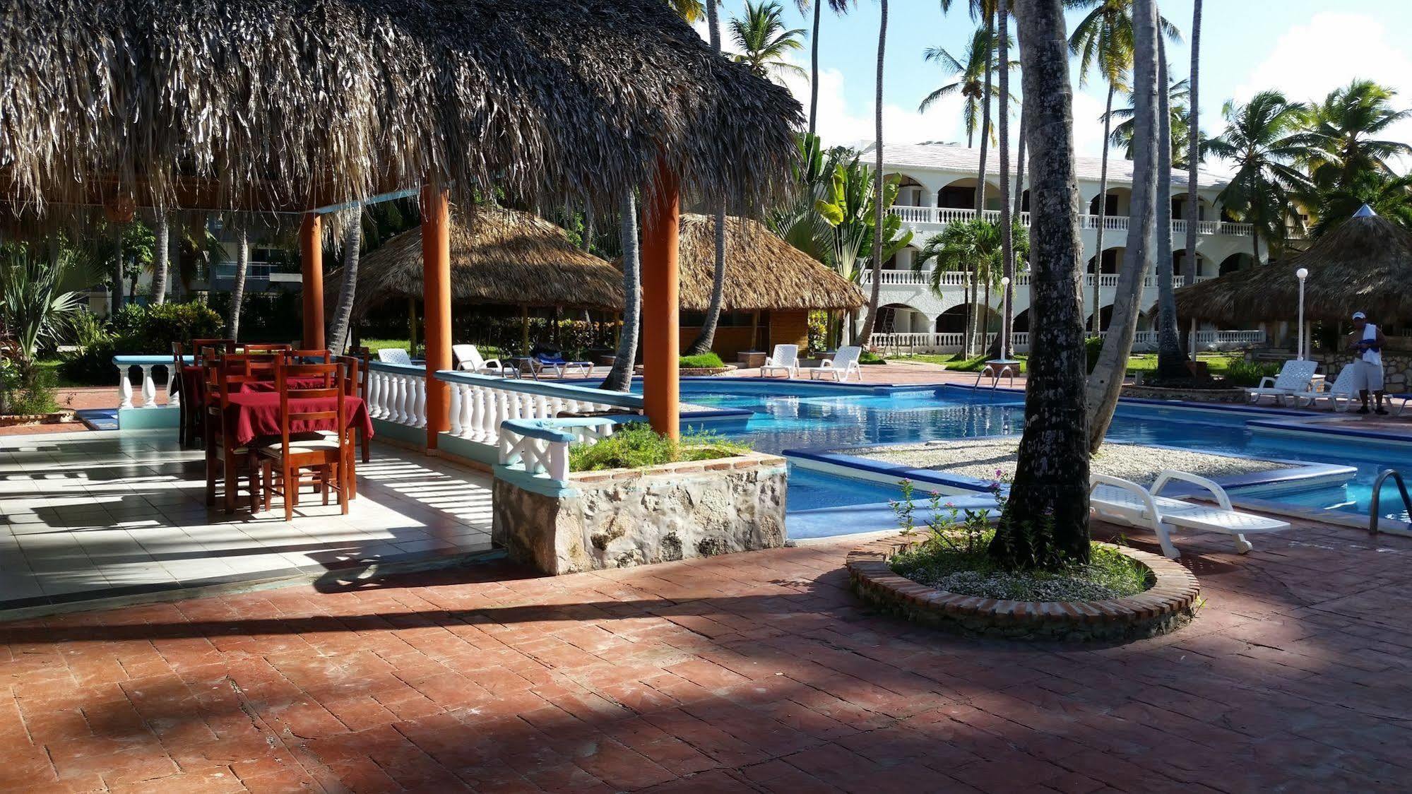 Hotel Cortecito Inn Bavaro Punta Cana Exterior photo